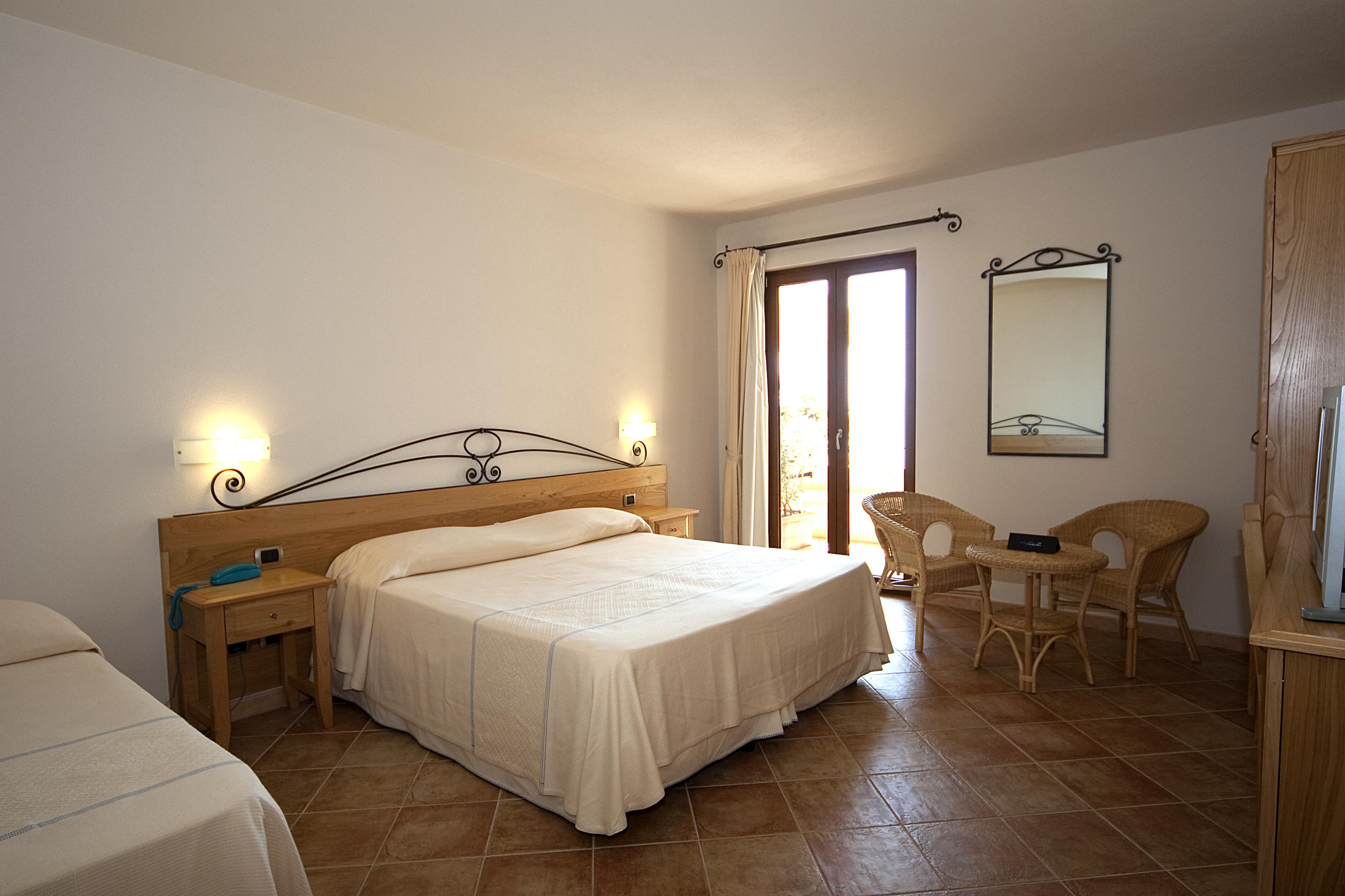 Gustui Maris Hotel