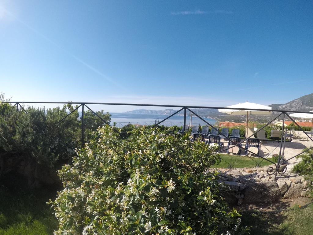 Gustui Maris Hotel