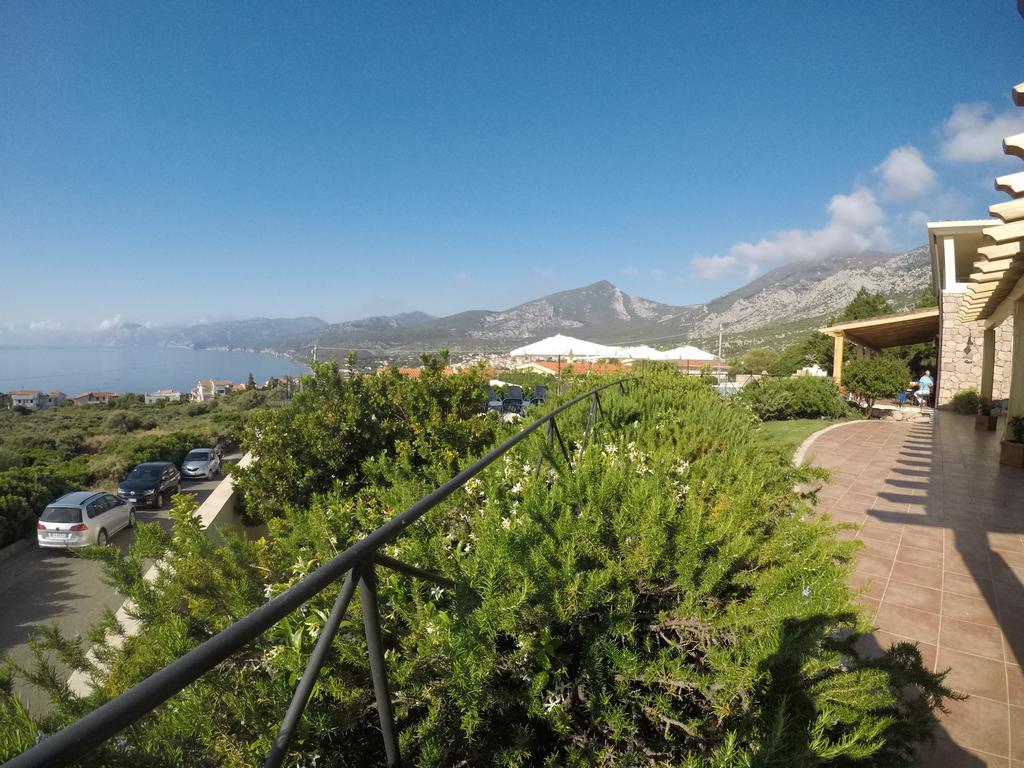 Gustui Maris Hotel